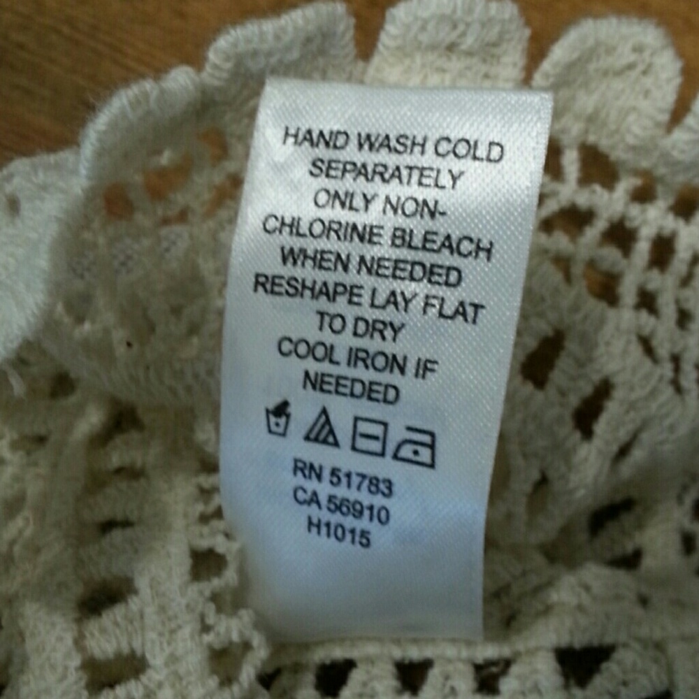 Lace and Crocheted Top - Picture 5 of 7